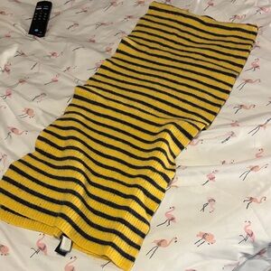 Yellow and Blue GAP Knit Scarf